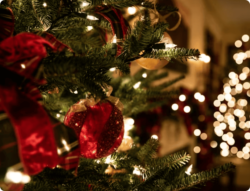 2025 Fashion Christmas Decorations: Elevate Your Holiday Style