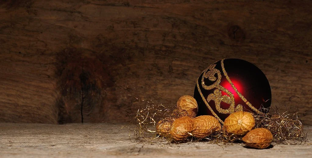 16th century Germany Christmas tree tradition – early ornament history